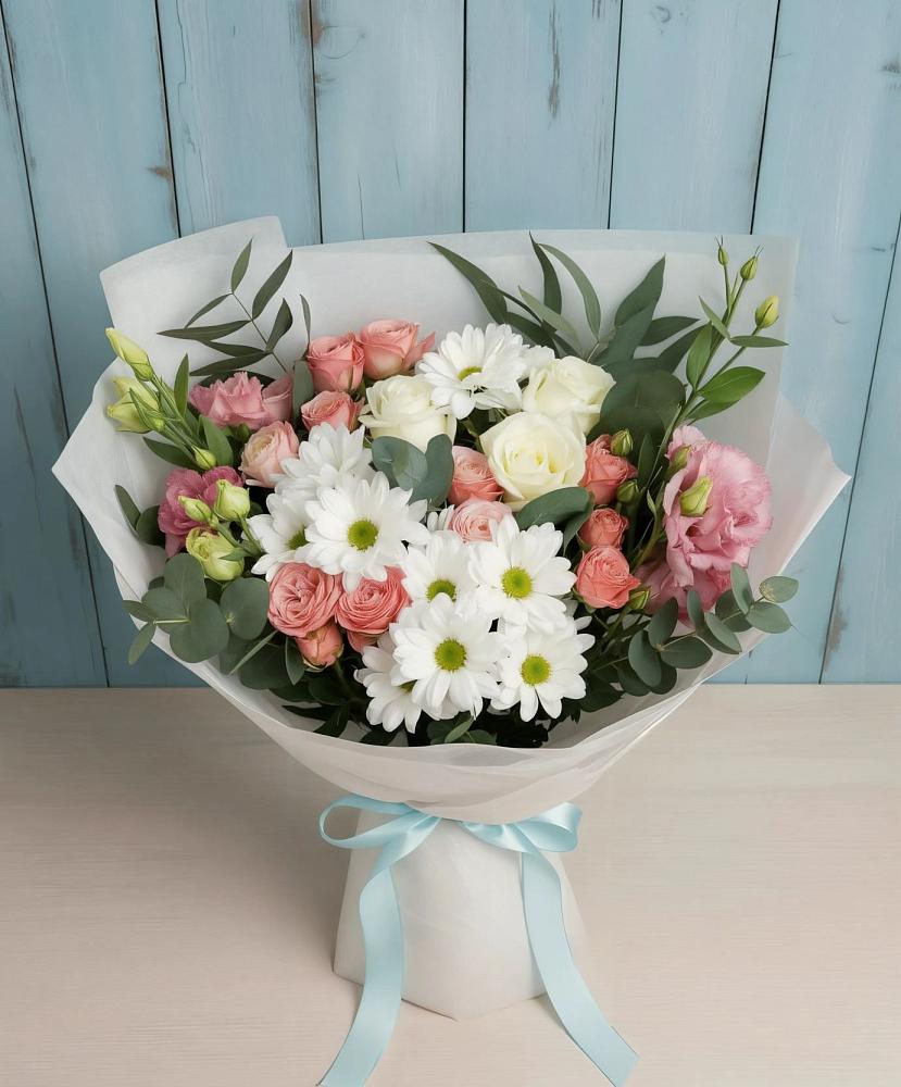 Букет цветов из: Розы, Лизиантусы и Хризантемы в Барда