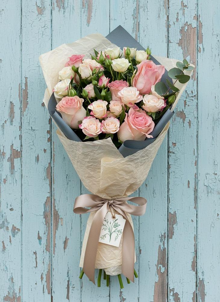 Букет цветов из: Розы в Барда