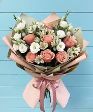 Букет цветов из:  Розы, Альстромерии и Лизиантусы в Барда