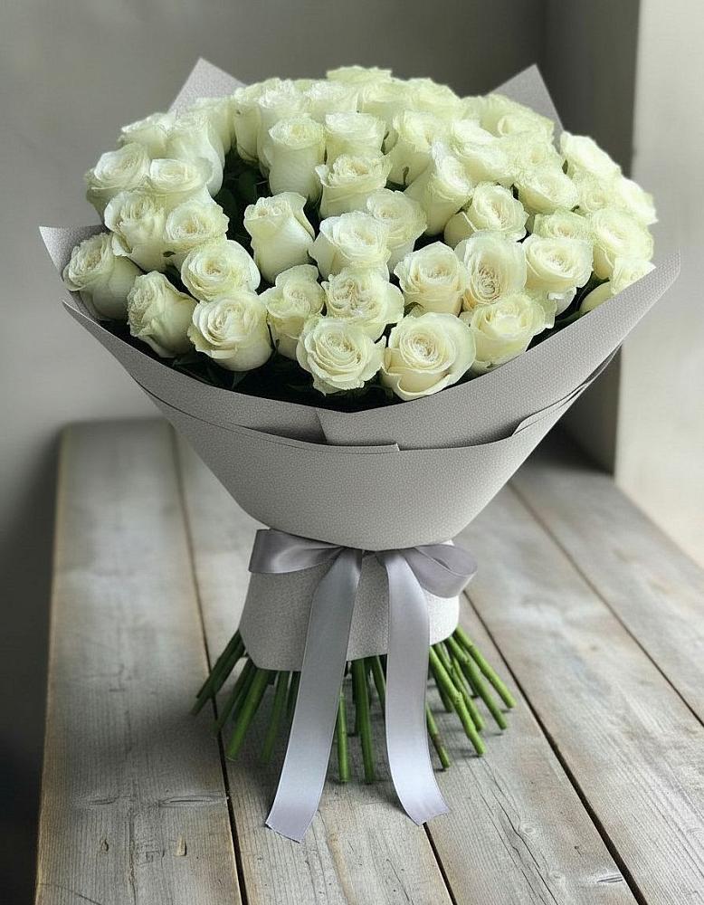 Букет 35 Белых роз в Барда