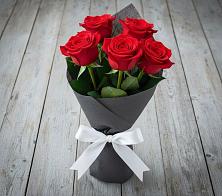 Букет 5 Красных роз Эдлесс Лав #REPLACE_PRED# Барда
