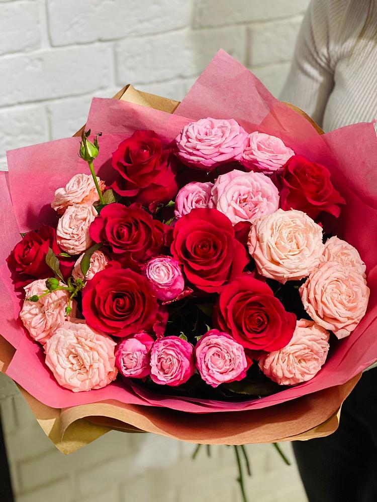 Букет цветов из: Розы в Барда