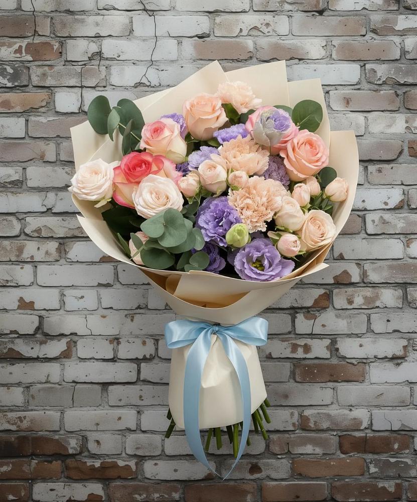 Букет цветов из: Розы, Лизиантусы и Гвоздики в Барда