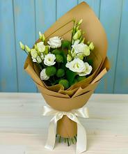 Букет цветов из:  Хризантемы и Лизиантусы #REPLACE_PRED# Барда