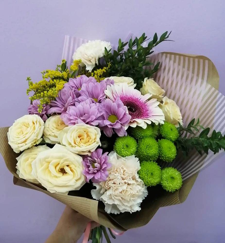 Букет цветов из: Хризантемы, Розы, Гвоздики и Герберы в Барда