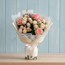Букет цветов из:  Розы в Барда